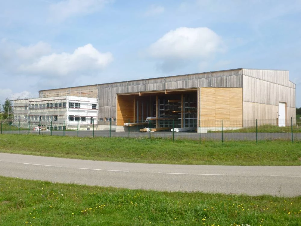 Hall de production avec bureaux à Thal-Drulingen