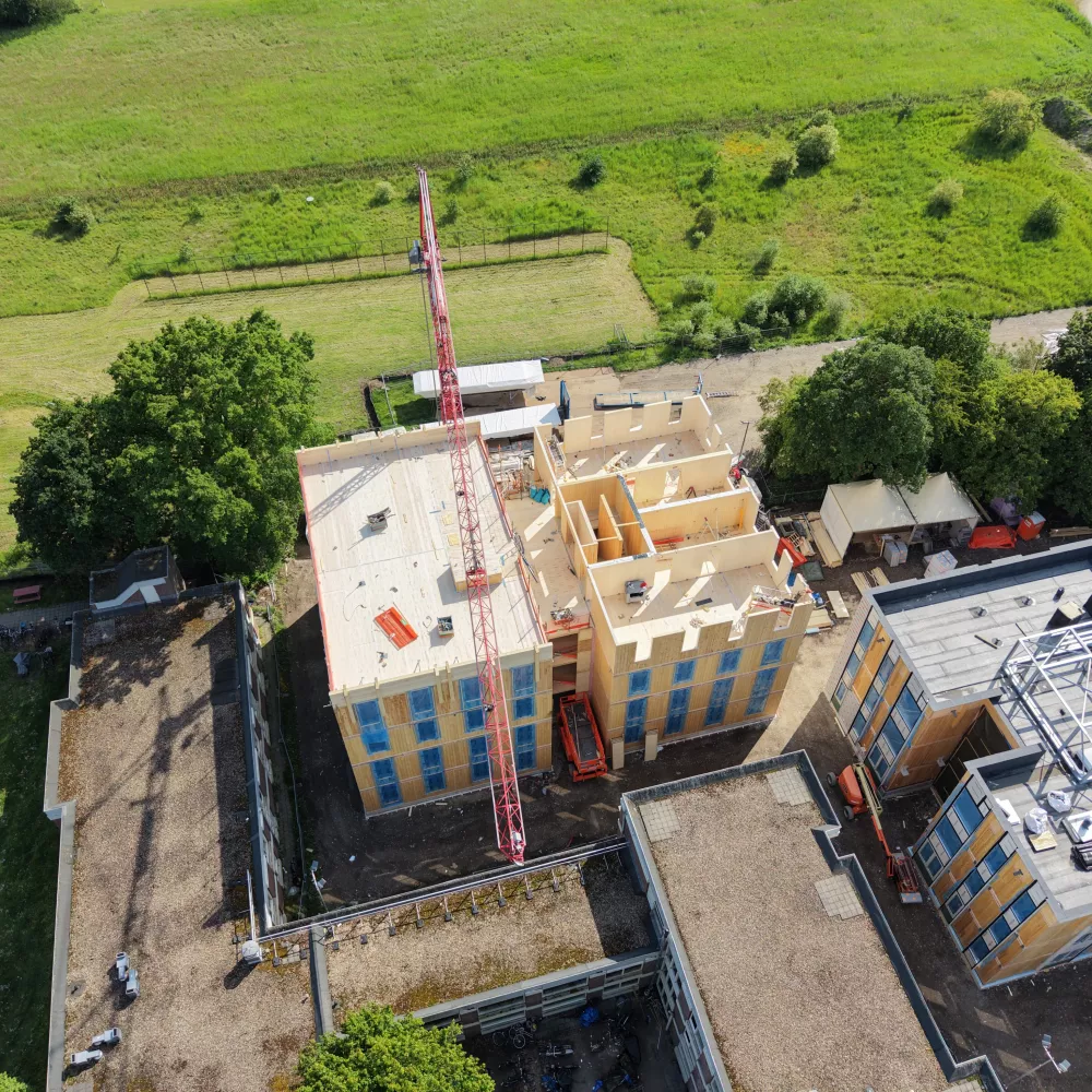 Crédit photo La Maison De Demain :
Vue de dessus des 2 bâtiments