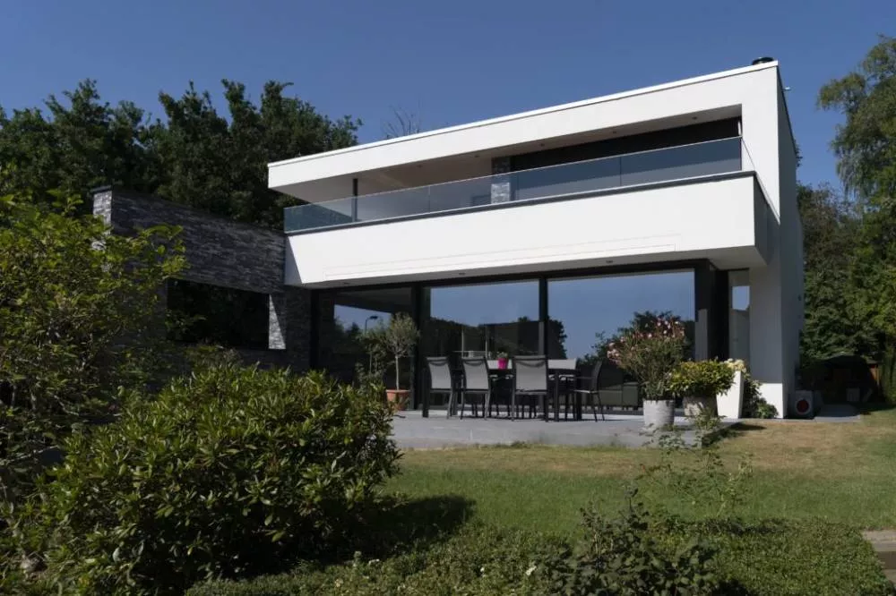 Crédit photo La Maison De Demain : Façade arrière d'une maison