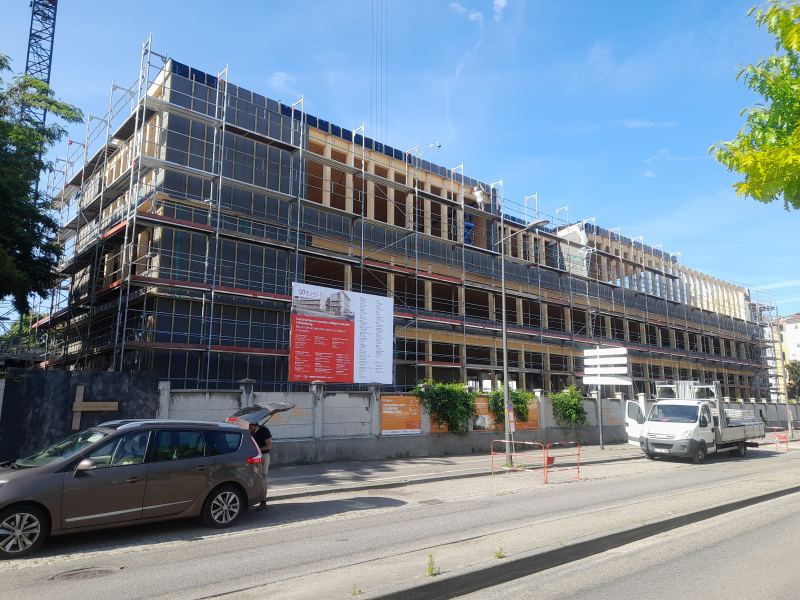 Nouveau Coll�ge � Strasbourg Neuhof