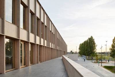 Cr�dit photo HARARI Architecture : Vue ext�rieure