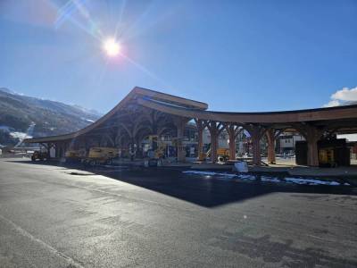 Cr�dit photo PALLANCHE Constructions : Structure en cours de pose