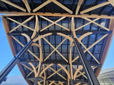 Cr�dit photo PALLANCHE Constructions : Structure en cours de pose